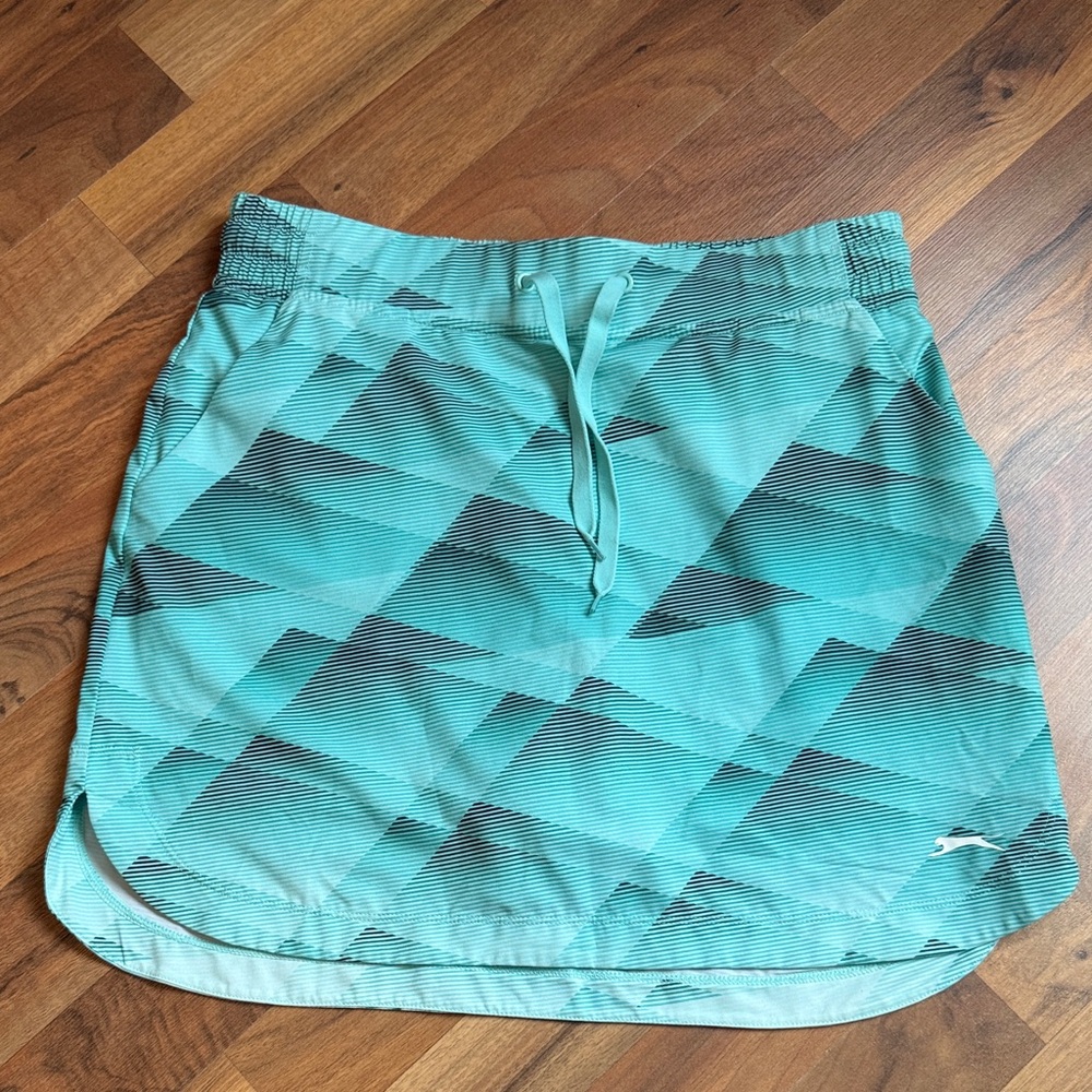 Slazenger Teal and Black Patterned Skort